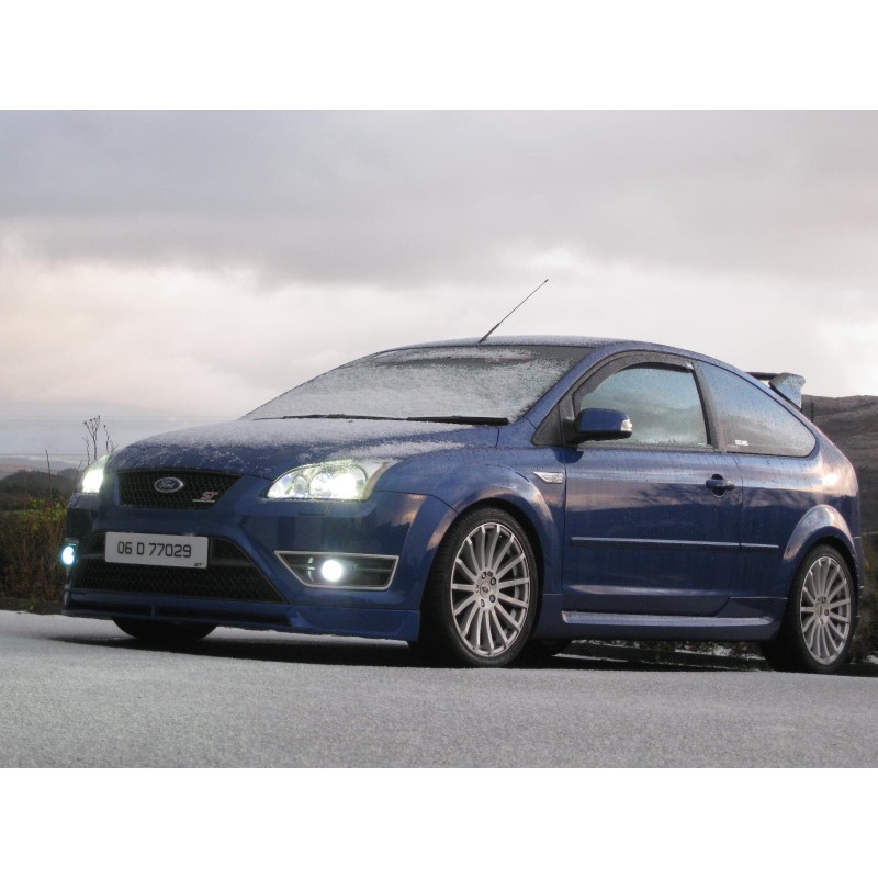 1 pair of HID bulbs (spares/replacement) H7 8000k