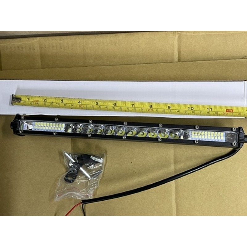 Slim 13” Led light bar white 6500k white 10v - 30v 13”  / 33cm spot & flood combo 90watt  Slim 13” Led light bar white 6500k white 10v - 30v 13”  / 33cm spot & flood combo 90watt