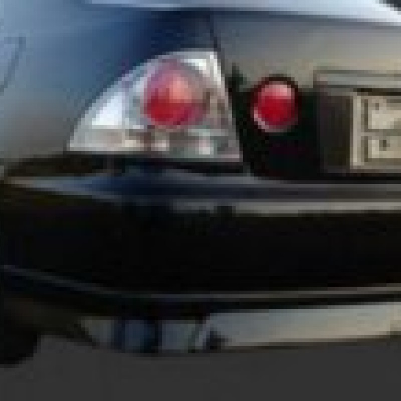 Rear bumper lip for Toyota Altezza / Lexus Is200. Rear bumper lip for Toyota Altezza / Lexus Is200.