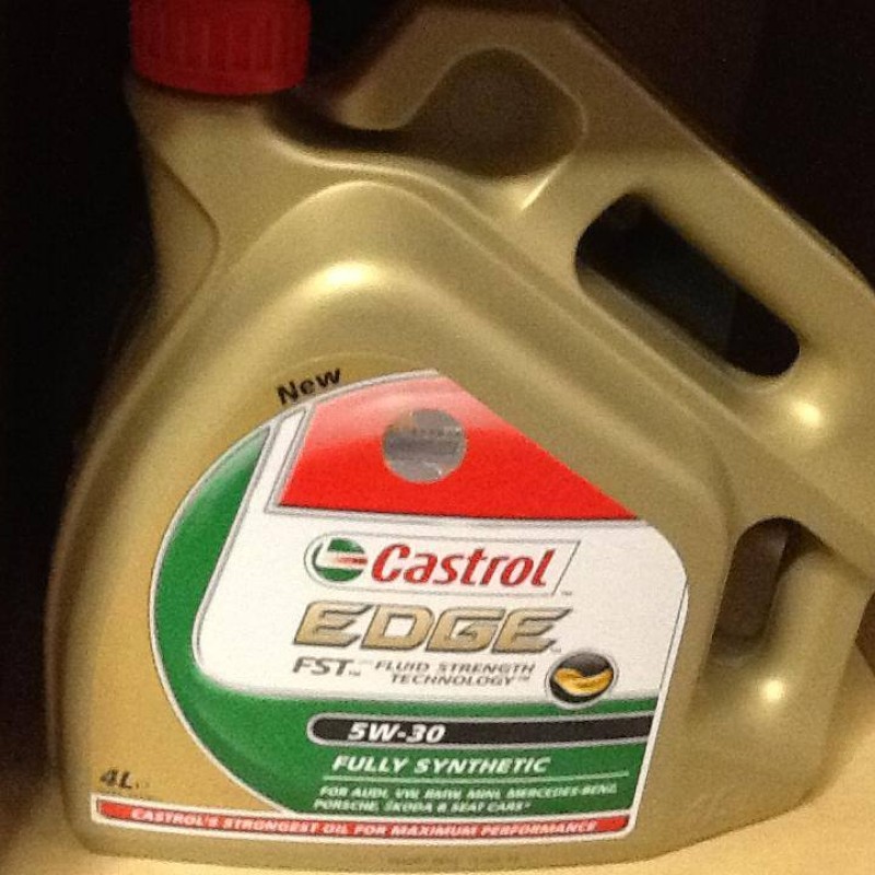 Castrol Edge 5W30 Oil 4 litre  Castrol Edge 5W30 Oil 4 litre