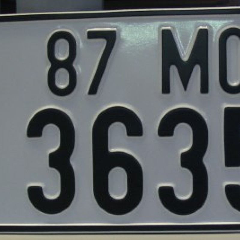 Jap Plates Irish style with larger bottom text no dash no county irl logo 1 pair Jap Plates Irish style with larger bottom text no dash no county irl logo 1 pair
