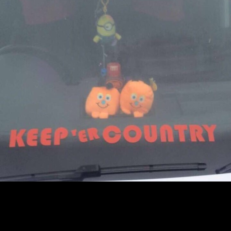 keep er country windscreen sticker x1 white  keep er country windscreen sticker x1 white