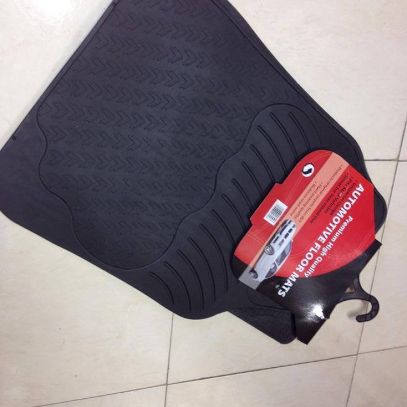 universal rubber mats full set front & back x1 universal rubber mats full set front & back x1