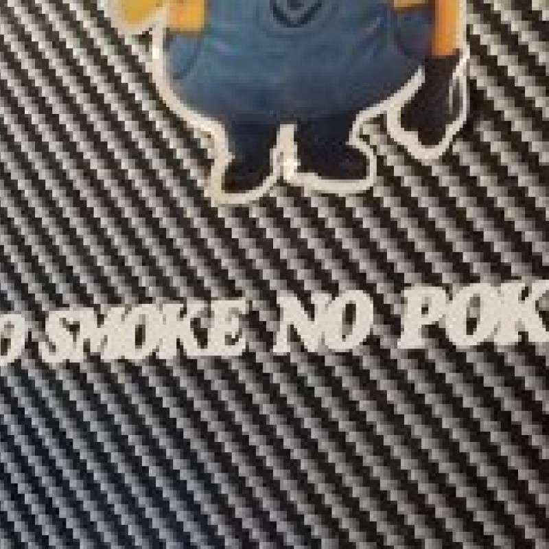 'No smoke no poke' sticker (white) x1  'No smoke no poke' sticker (white) x1