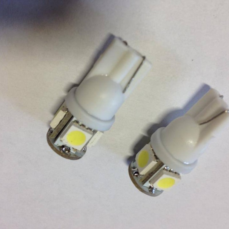 LED Xenon white parking bulbs1 pair 501 W5W LED Xenon white parking bulbs1 pair 501 W5W